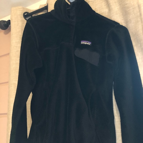 Patagonia Sweaters - Black Patagonia pullover